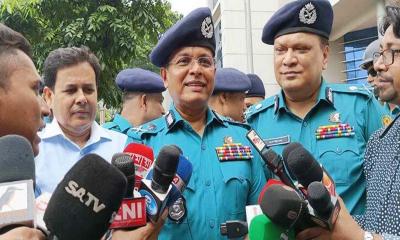 জঙ্গি তৎপরতা রোধে সবাইকে এগিয়ে আসতে বললেন ডিএমপি কমিশনার