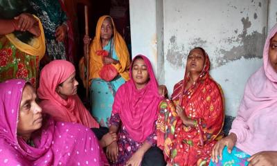 দুর্গাপুরে ডিপ টিউবওয়েল নিয়ে দুই গ্রুপের সংঘর্ষে যুবক নিহত, আহত ১০