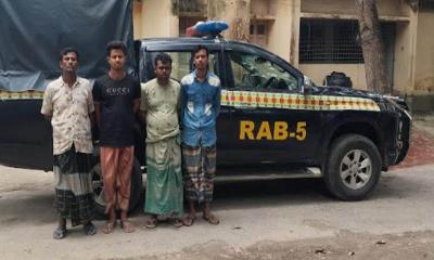 দুর্গাপুরে হত্যা মামলার প্রধান আসামিসহ গ্রেপ্তার ৪