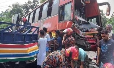 ফরিদপুরে বাস-পিকআপ সংঘর্ষ: বাসচালককে একমাত্র আসামি করে মামলা