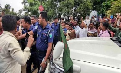 জাফলংয়ে দুই উপদেষ্টার গাড়ি আটকে ভুয়া ভুয়া স্লোগান