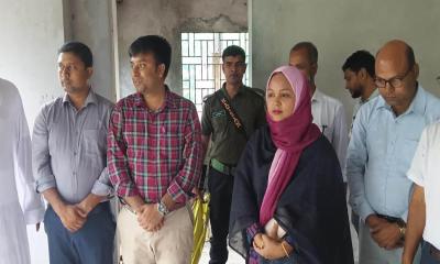 গুরুদাসপুরে নতুন পৌর ভবনের সংস্কার কাজের উদ্বোধন