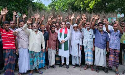 দর্শনায় বিভিন্ন এলাকায় হাশেম রেজার পথসভা ও গণসংযোগ