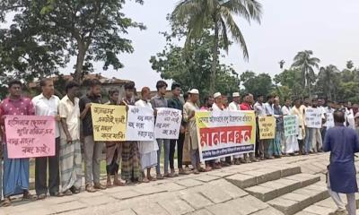 হিজলায় ইজারা, মেহেন্দিগঞ্জে বালু উত্তোলন—প্রতিবাদে জনস্রোত মেঘনার তীরে