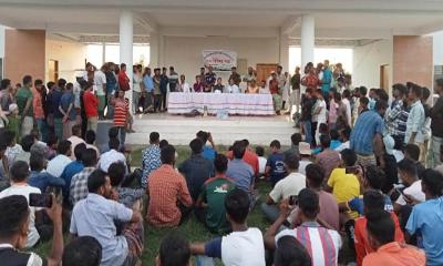 ইটনায় ব্যাটারিচালিত অটোরিকশা চালকদের মতবিনিময়