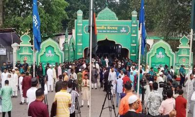 জাতীয় ঈদগাহে ঈদের প্রধান জামাত অনুষ্ঠিত