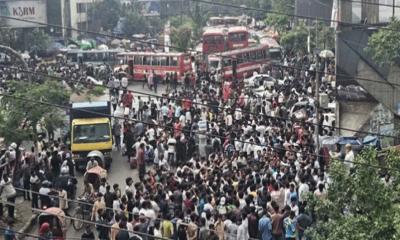 আজও শাহবাগ মোড় অবরোধ, তীব্র যানজট