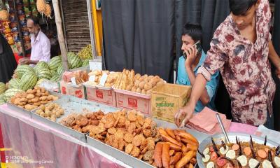 কিশোরগঞ্জে অস্বাস্থ্যকর পরিবেশে ইফতার বিক্রি