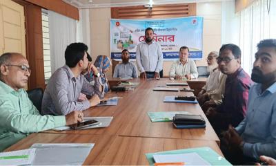 কলমাকান্দায় প্রান্তিক পেশাজীবীদের নিয়ে অবহিতকরণ সেমিনার