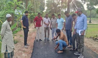 সড়ক নির্মাণে বদলে যাচ্ছে গ্রামীণ জীবন: মাগুরায় এলজিইডির প্রকল্প পরিদর্শন