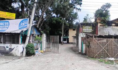 মাগুরায় মহাসড়কের জায়গা দখল করে স্থাপনা নির্মাণ, প্রশাসনের নীরবতা