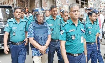 সাবেক আইজিপি মামুনকে ট্রাইব্যুনালে হাজির