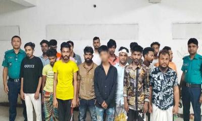 মোহাম্মদপুরে নারীসহ গ্রেফতার ২২