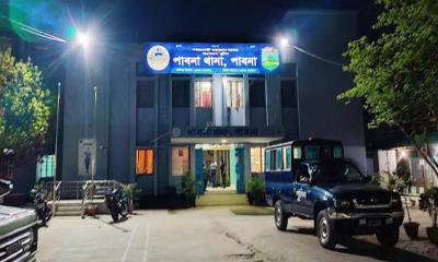 পাবনায় তুচ্ছ ঘটনায় ছুরিকাঘাতে যুবক খুন