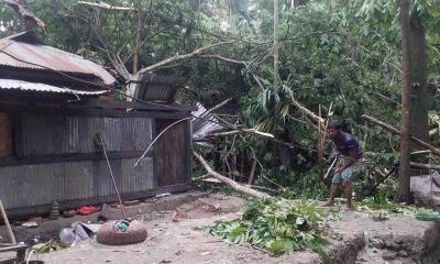 ইন্দুরকানীতে ৩০ মিনিটের কালবৈশাখীর ঝড়ে ব্যাপক ক্ষয়ক্ষতি