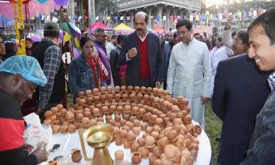 ডিএসসিসি’র আয়োজনে পিঠা উৎসব