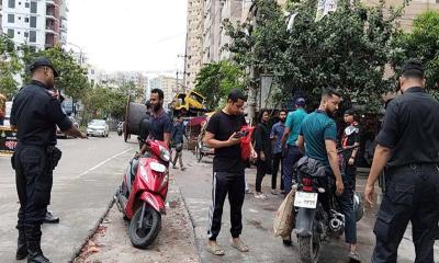 সড়কে যান চলাচলে অনিয়ম রুখতে র‍্যাব-পুলিশের যৌথ অভিযান