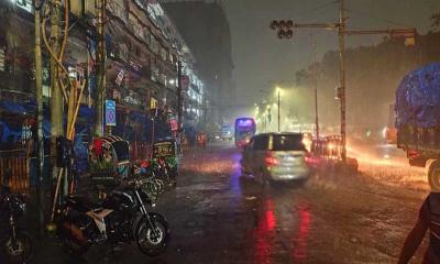 রাজধানীতে ঝড়-বজ্রসহ বৃষ্টিপাত