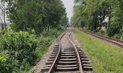 রেল দুর্ঘটনার শঙ্কা বাড়াচ্ছে তীব্র গরম