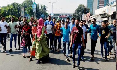 শ্রাবণের নেতৃত্বে রাজধানীতে অবরোধের সমর্থনে বিক্ষোভ