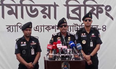 পশুর হাটে চাঁদাবাজি করলে কঠোর ব্যবস্থা