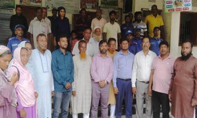 সাঘাটায় বিভিন্ন দপ্তর পরিদর্শনে জেলা প্রশাসক