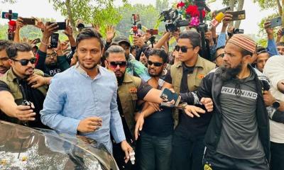 আমরা দুইজনে এক সঙ্গে কাজ করব