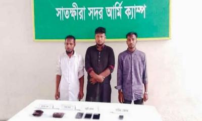 চাঁদা নিতে গিয়ে সেনাবাহিনীর হাতে তিন সমন্বয়ক আটক