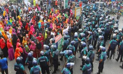 মিরপুরে আবারো পোশাক শ্রমিকদের সড়ক অবরোধ