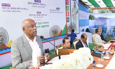 প্রতিবন্ধী ব্যক্তিদের স্বনির্ভর করে গড়ে তুলতে হবে