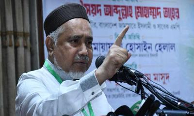 ইউনূস সরকারকে টিকিয়ে রাখতে হবে