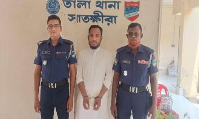 শরীরে আগুন দিয়ে কলেজছাত্রীর আত্মহত্যা, মসজিদের ইমাম আটক