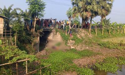 তালায় নারীর লাশ উদ্ধার