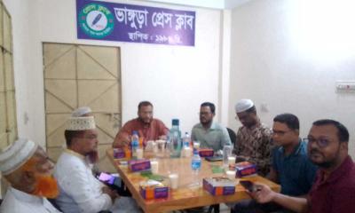 ভাঙ্গুড়া প্রেস ক্লাবে ইফতার ও দোয়া মাহফিল