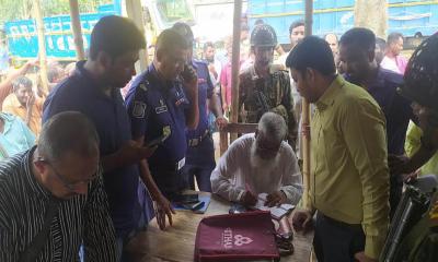 বোদায় গরুর হাটে অতিরিক্ত টোল আদায়, ইজারাদারকে জরিমানা