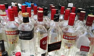 মদের খালি বোতলে পানি খাওয়া যাবে কী?