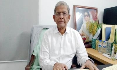 সিঙ্গাপুর গেলেন মির্জা ফখরুল