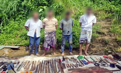 সীতাকুণ্ডে দেশীয় অস্ত্রের কারখানার সন্ধান, আটক ৪