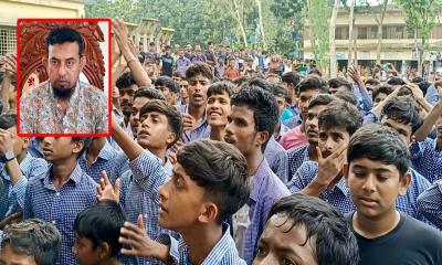 মান্দায় শিক্ষার্থীদের তোপের মুখে প্রধান শিক্ষকের পদত্যাগ