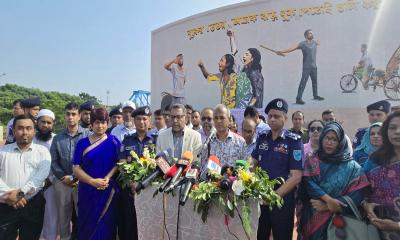 জুলাই অভ্যুত্থান স্মরণে পদ্মা সেতুতে দুই গ্রাফিতির উদ্বোধন