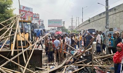 সোনারগাঁয়ে ১ হাজার অবৈধ দোকান উচ্ছেদ করলেন ইউএনও ফারজানা