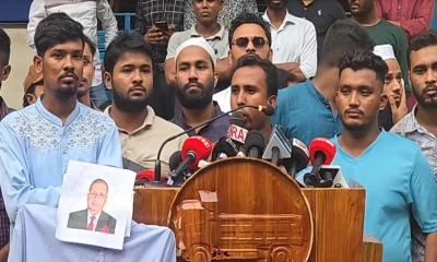 নুরের ওপর হামলার তদন্ত না হওয়ায় স্বরাষ্ট্র উপদেষ্টার পদত্যাগ দাবি