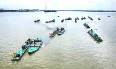 মেঘনা নদীতে বালু উত্তোলনে, আশুগঞ্জ বিদ্যুৎকেন্দ্র ও শিল্পাঞ্চল হুমকির মুখে