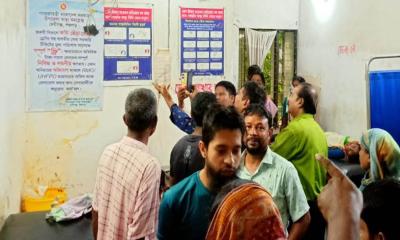 দেবীগঞ্জে কোবরা সাপের কামড়ে আহত বৃদ্ধা