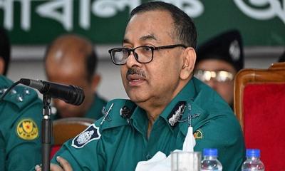 পুলিশকে অতীতের কালিমা থেকে বের হতে হবে