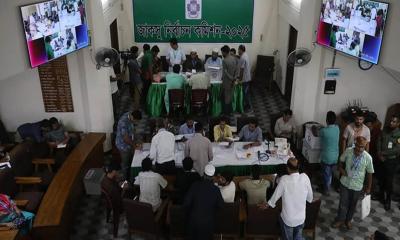 ফল সন্ধ্যায় নয়, রাত ১০টার পর প্রকাশ হতে পারে