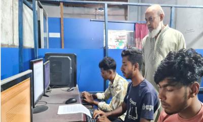 কম্পিউটার শিক্ষার আলোকবর্তিকা অধ্যাপক শাহ আক্তার
