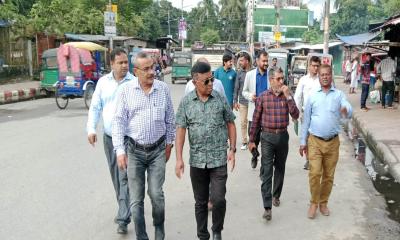 ময়মনসিংহে বিভিন্ন প্রকল্প পরিদর্শনে পরিকল্পনা কমিশনের প্রধান কবির আহামদ
