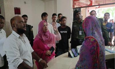 মহেশপুরে ভ্রাম্যমান আদালতের অভিযানে বিভিন্ন ক্লিনিকে জরিমানা ও সিলগালা