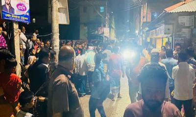 নারায়ণগঞ্জে ফ্ল্যাট থেকে ৪ বছরের শিশুসহ স্বামী–স্ত্রীর মরদেহ উদ্ধার